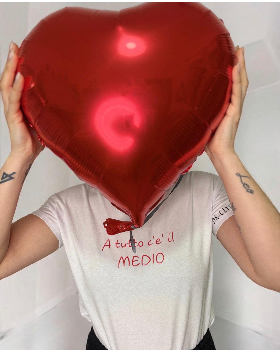 T-shirt A tutto c'è il MEDIO - Edizione Limitata DR-CLYDE