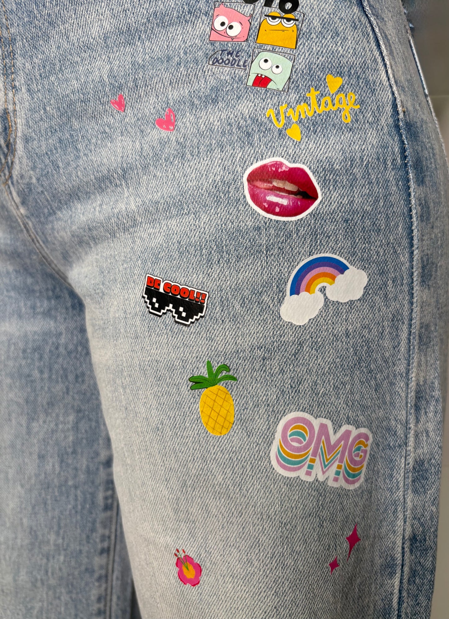 Jeans Donna Wide Leg con Patch Colorate | Denim Decorato