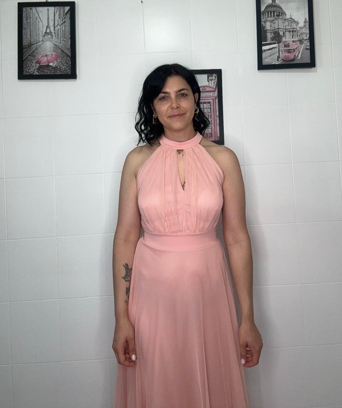 Abito Lungo Rosa Cipria con Collo all'Americana – Drappeggio e Cut-Out | Cerimonia e Occasioni Speciali