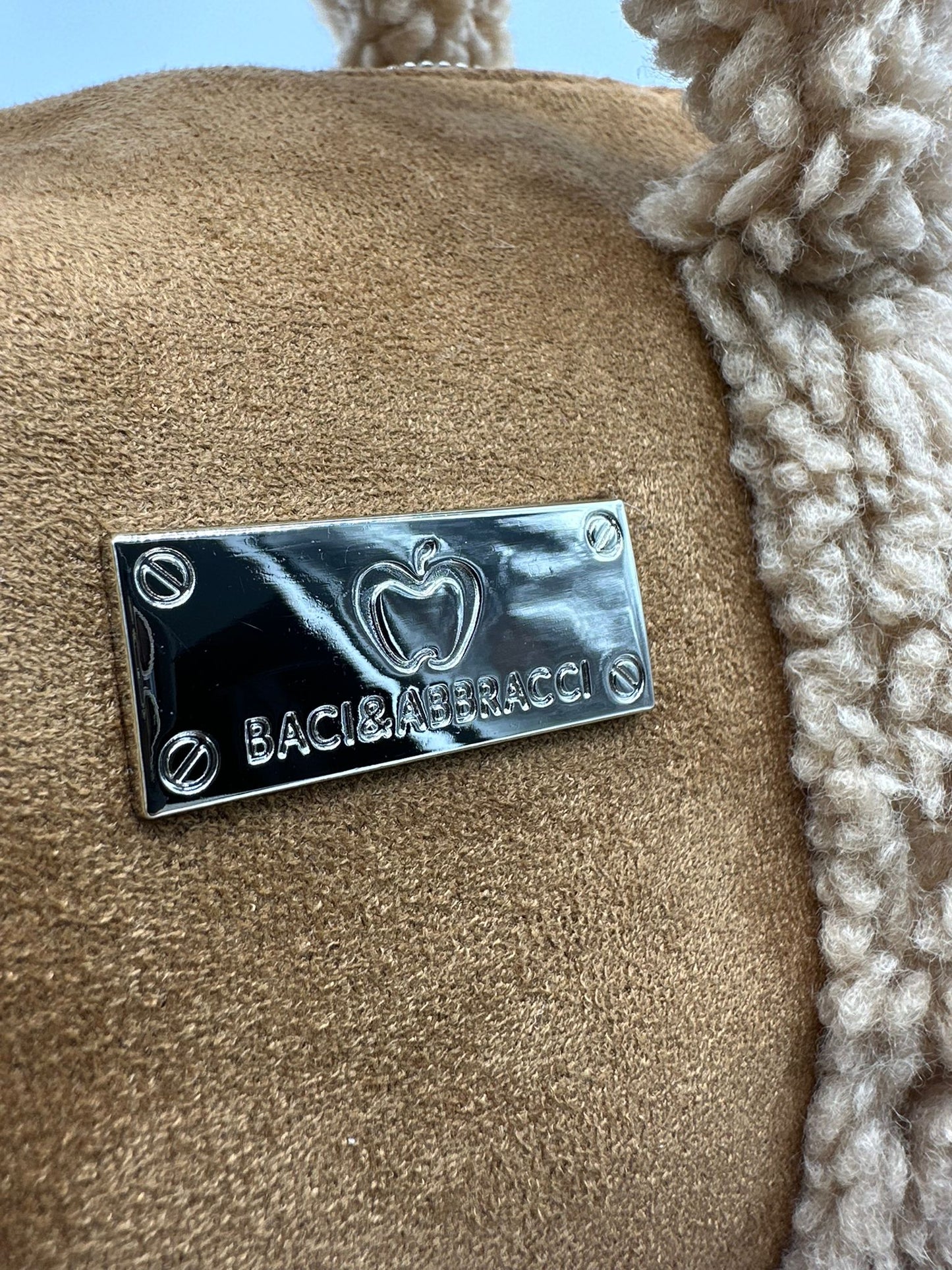 Borsa in Montone Caramello con Tracolla - Stile Cozy Chic