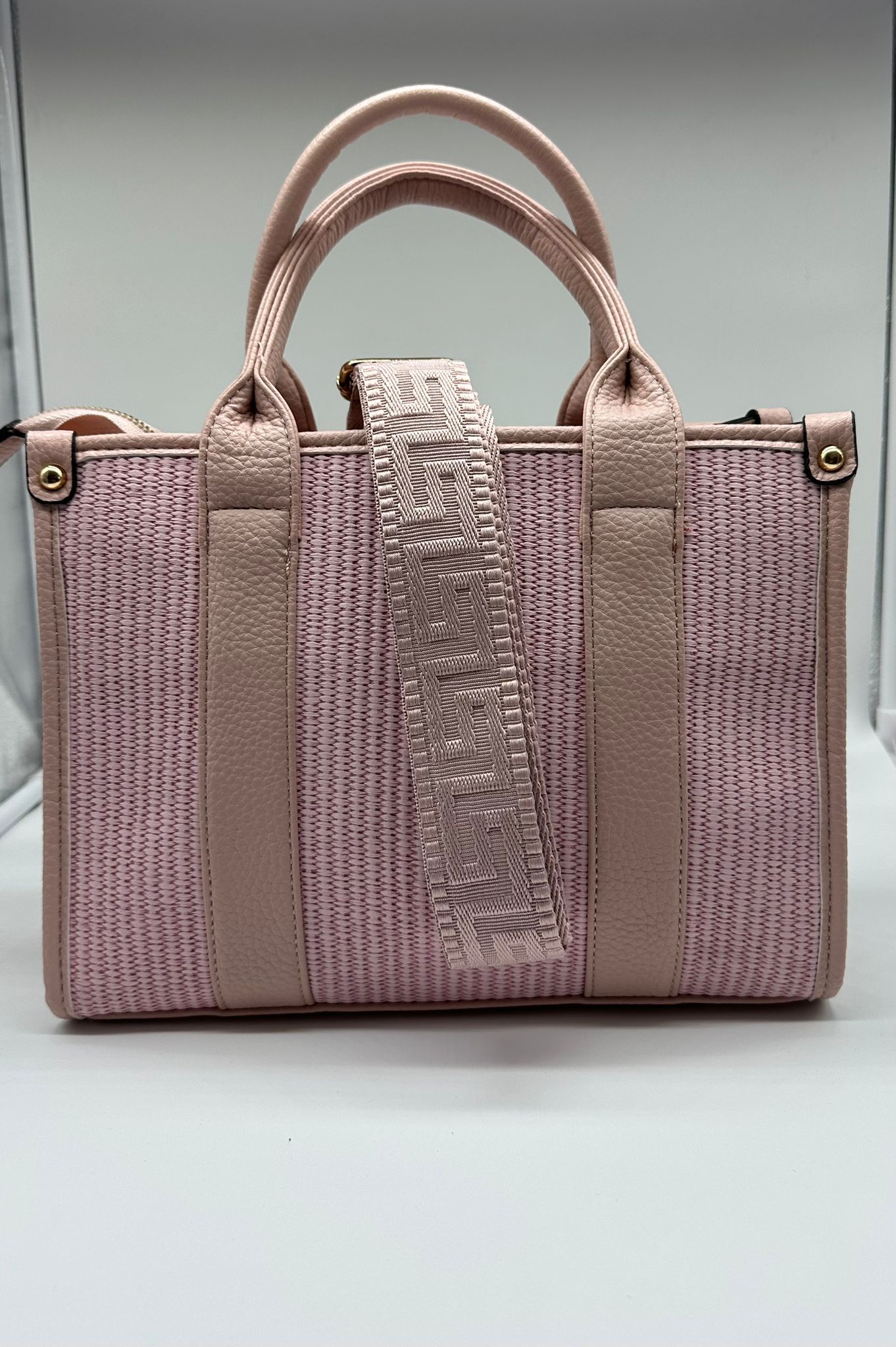 Borsa Tote in Tessuto con Scritta in Rilievo e Tracolla Regolabile