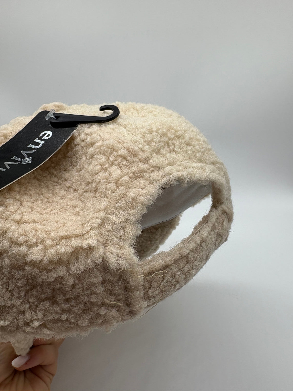 Cappello con Visiera pelosa donna - DR-CLYDE SHOP ONLINE