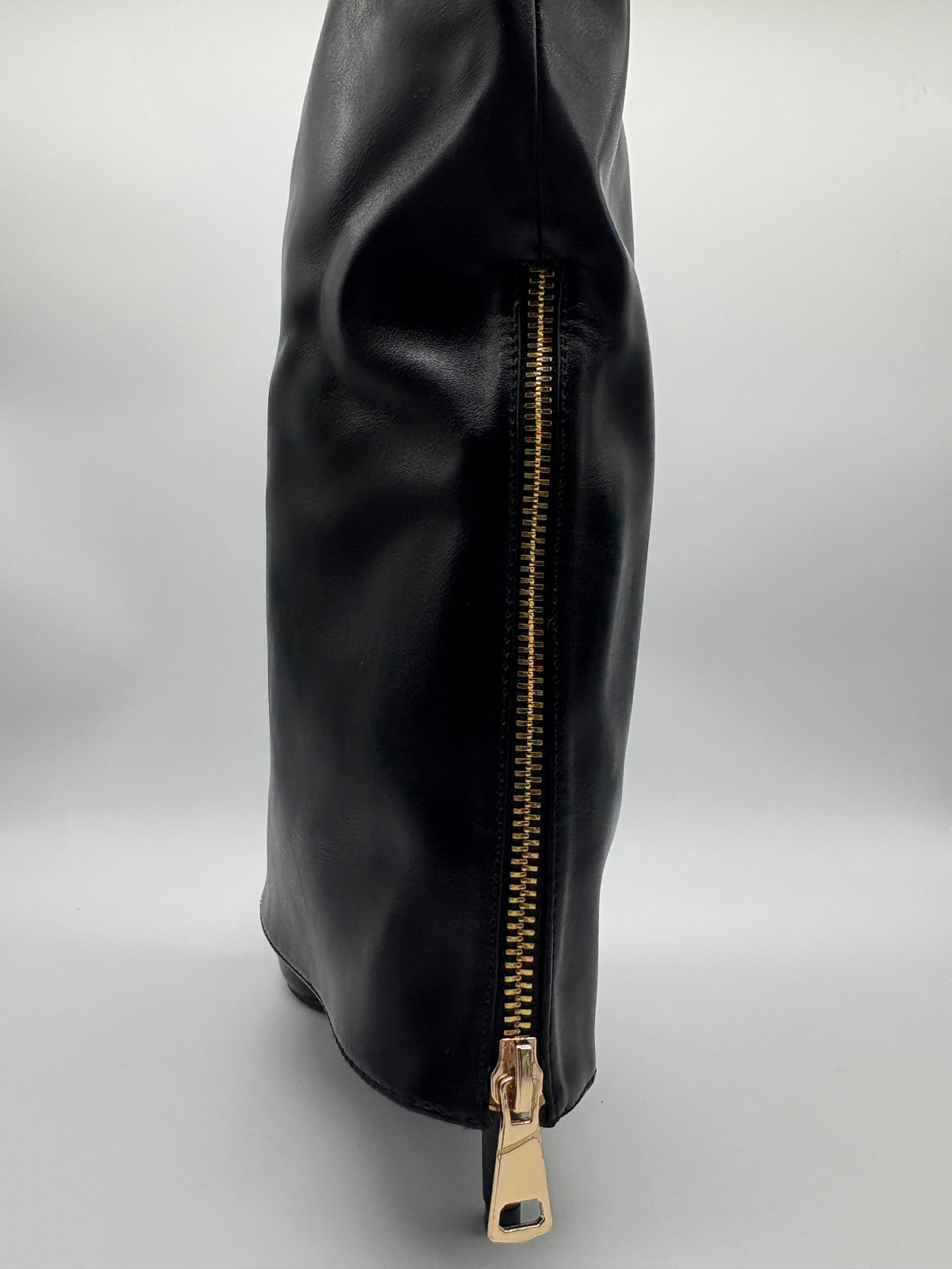 Stivali Alti Svasati con Tacco a Spillo - DR-CLYDE SHOP ONLINE