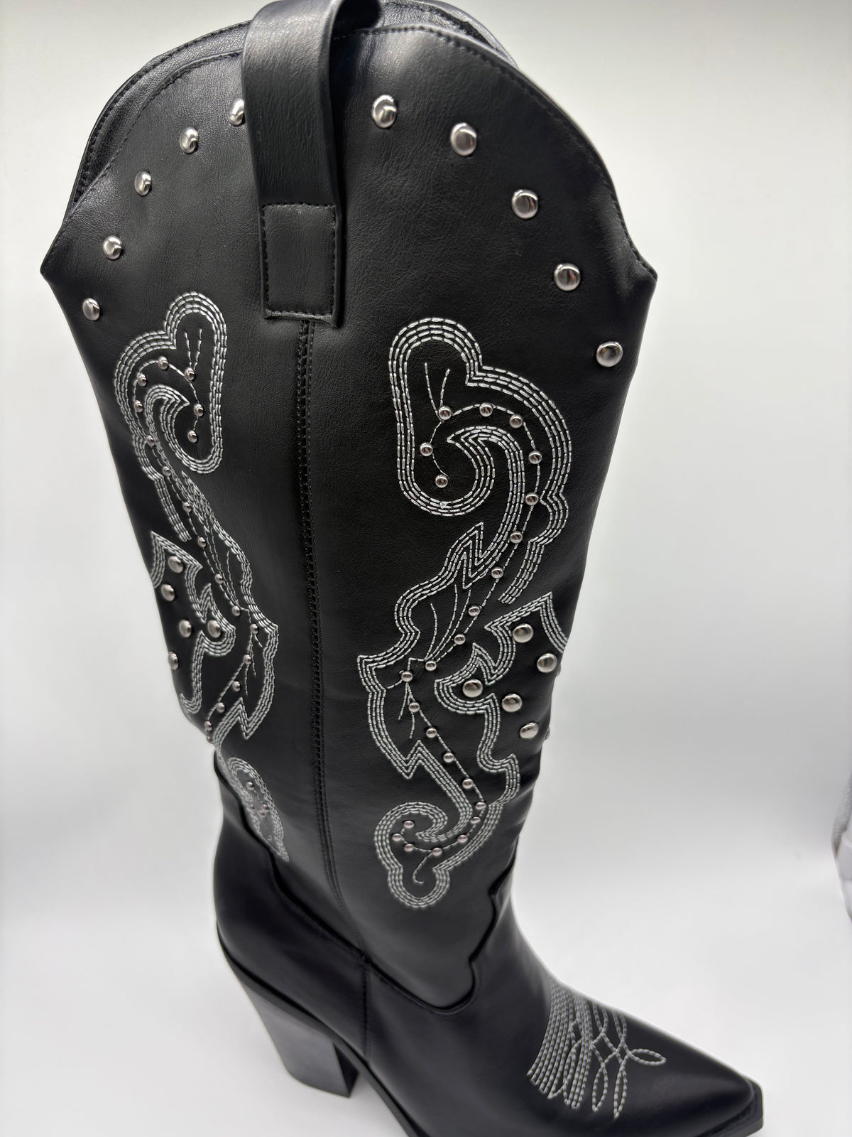 Stivali Alti con ricami e borchie - DR-CLYDE SHOP ONLINE