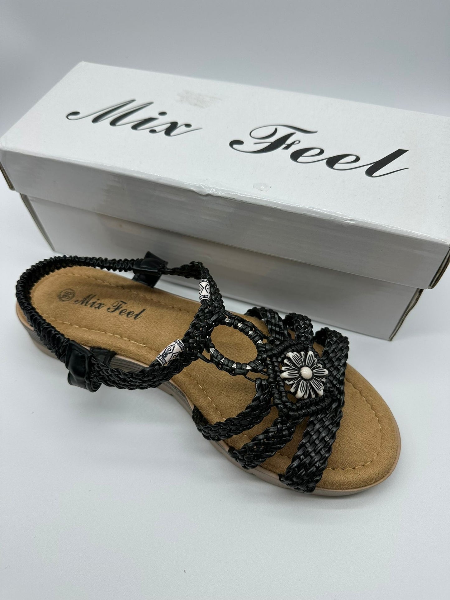 Sandali Donna Neri Intrecciati con Fiore