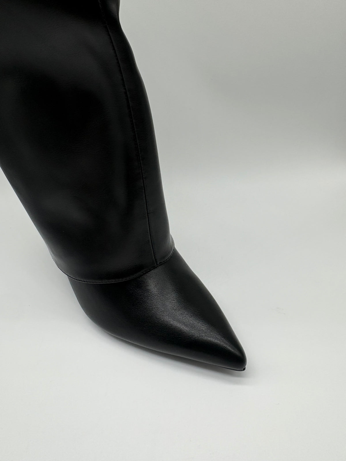 Stivali Alti Svasati con Tacco a Spillo - DR-CLYDE SHOP ONLINE