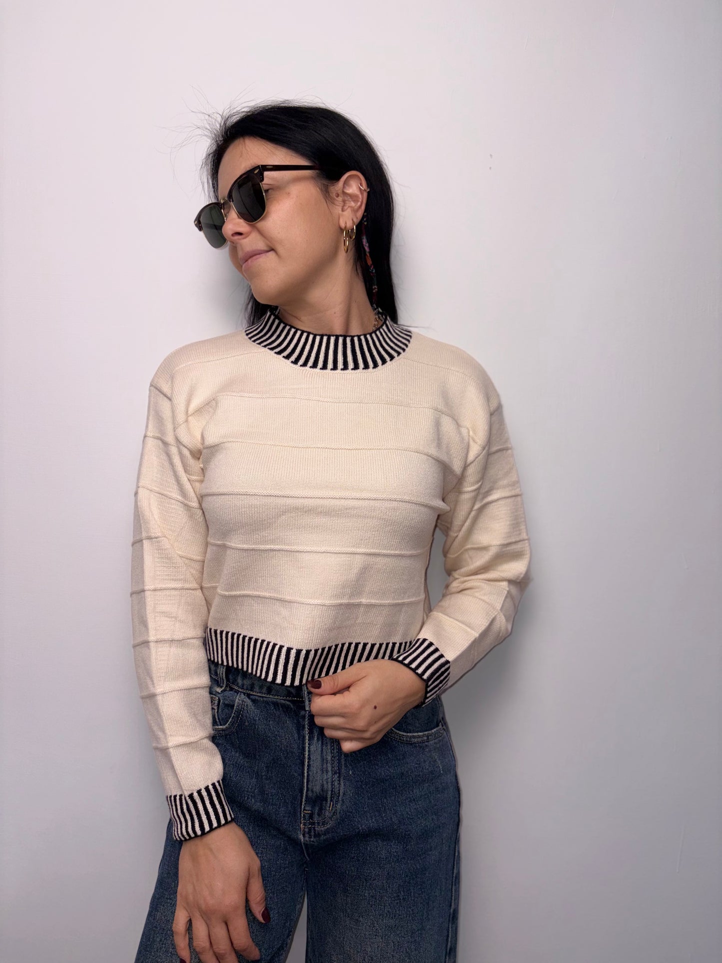 Maglione Crop con Righe - Stile Casual Elegante