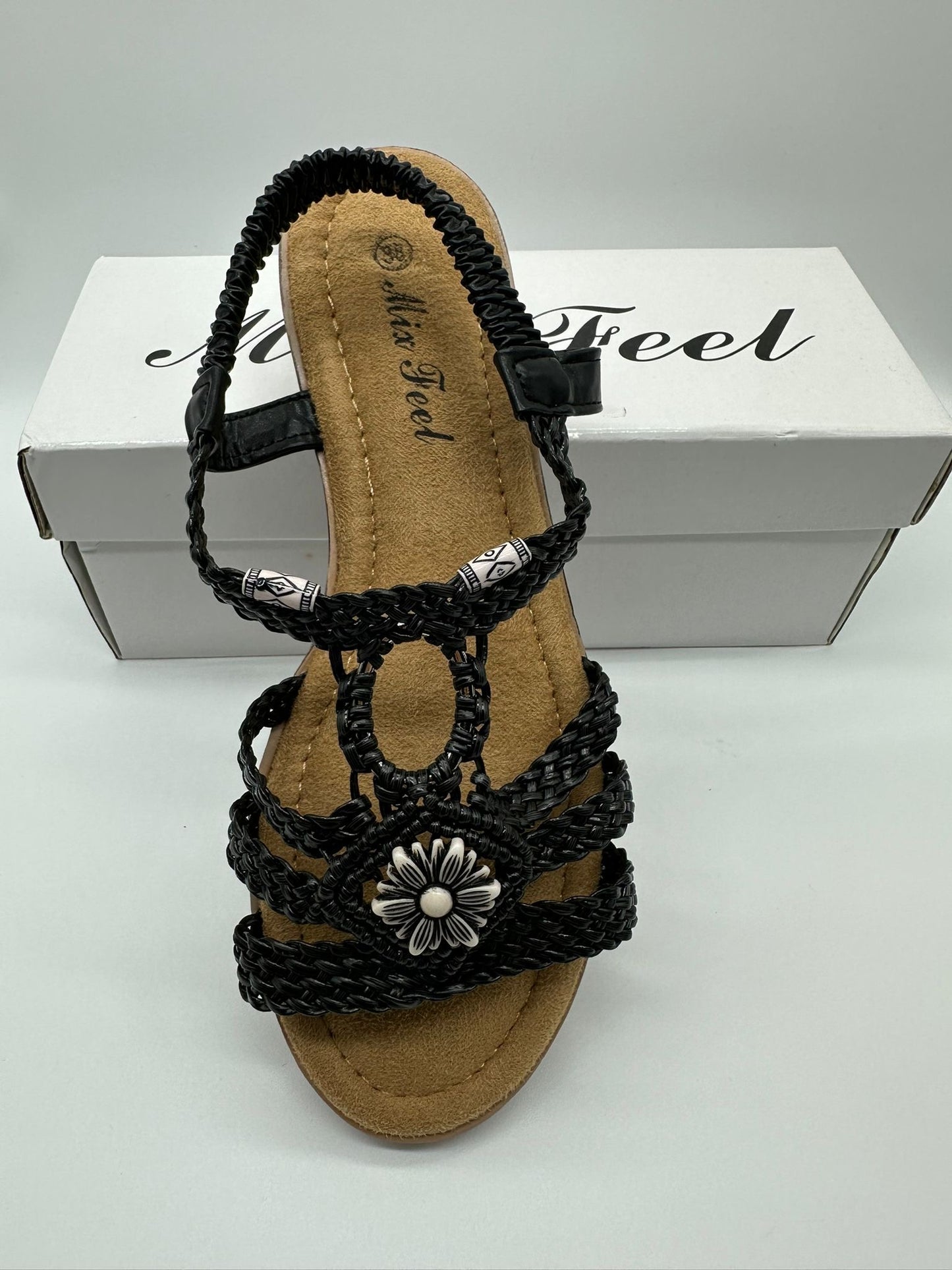 Sandali Donna Neri Intrecciati con Fiore