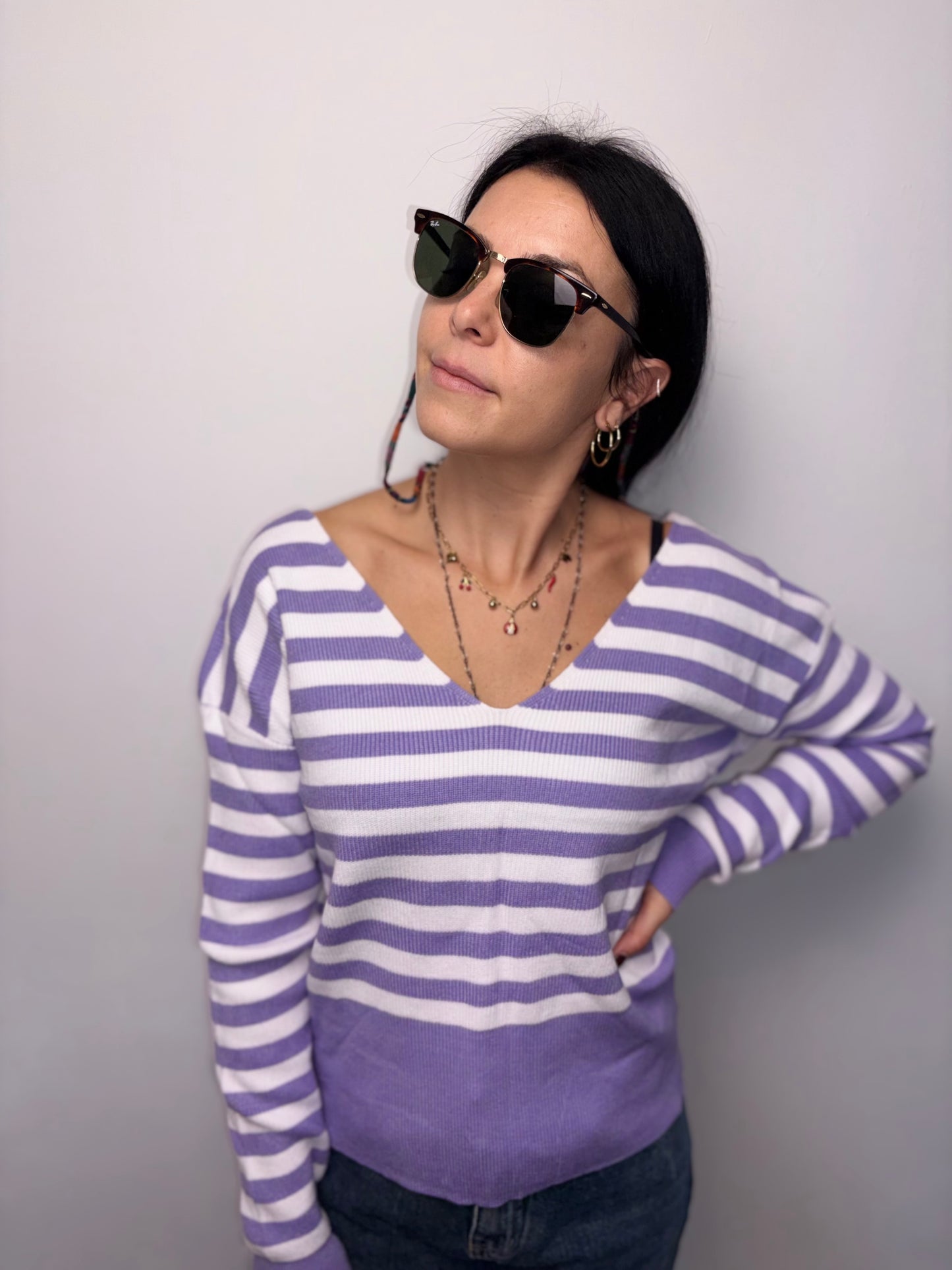 Maglione a Righe Scollo a V