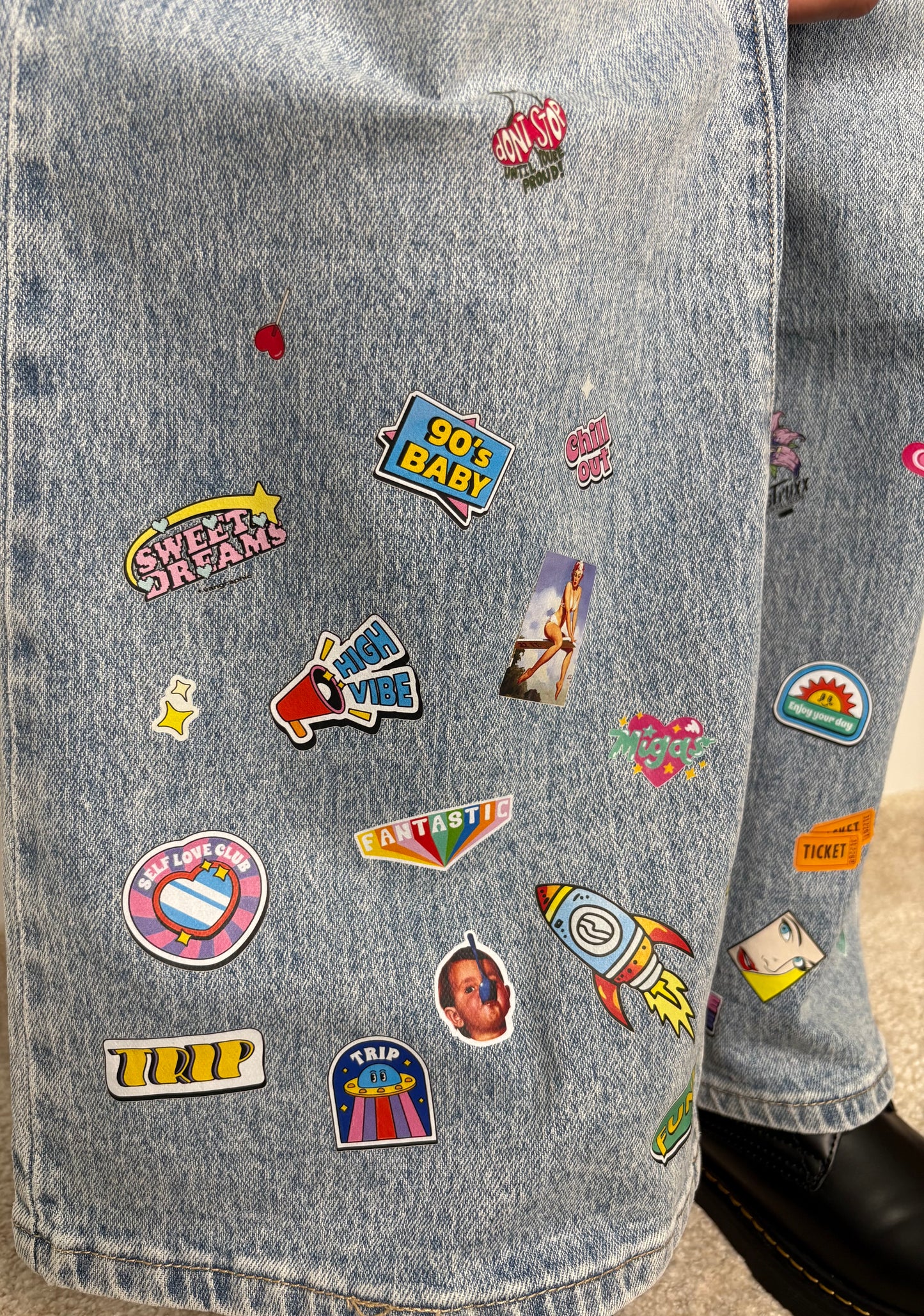 Jeans Donna Wide Leg con Patch Colorate | Denim Decorato