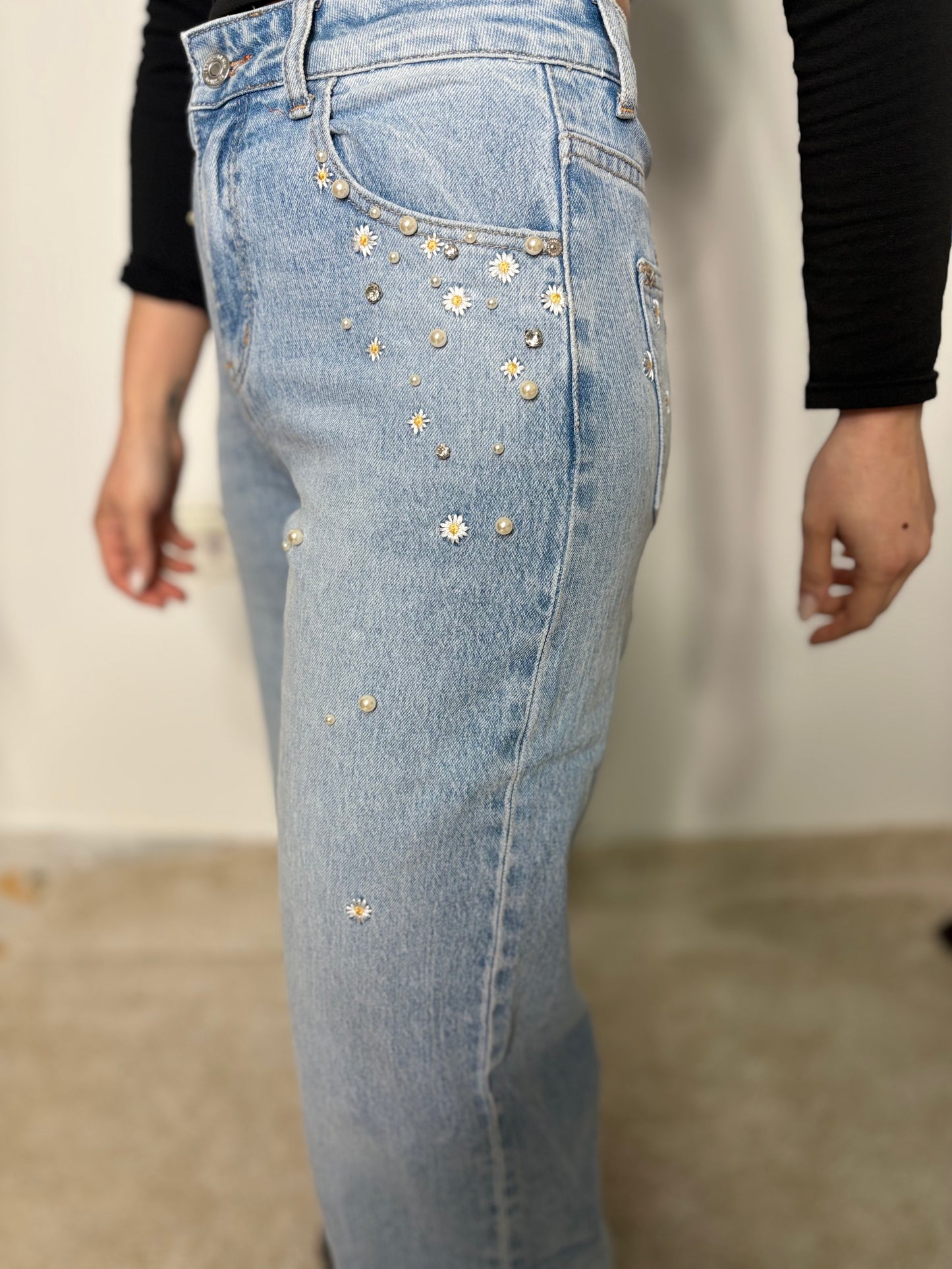 Jeans Palazzo con Applicazioni Floreali - Denim Azzurro Decorato