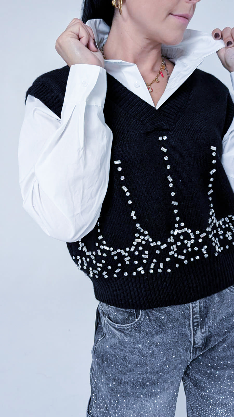 Gilet Elegante con Paillettes Argentate - Scollo a V