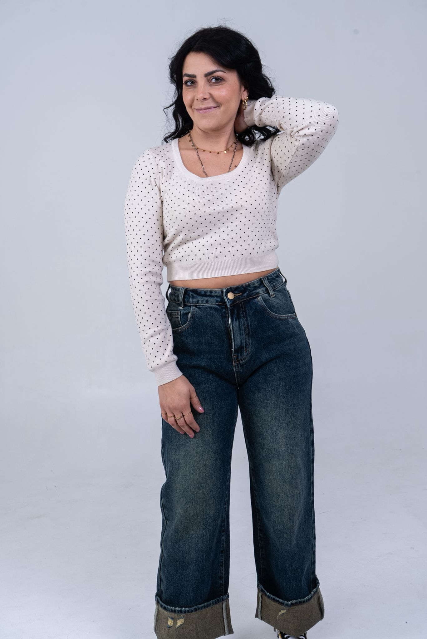 Maglia Crop Top a Pois Beige - Elegante e Versatile