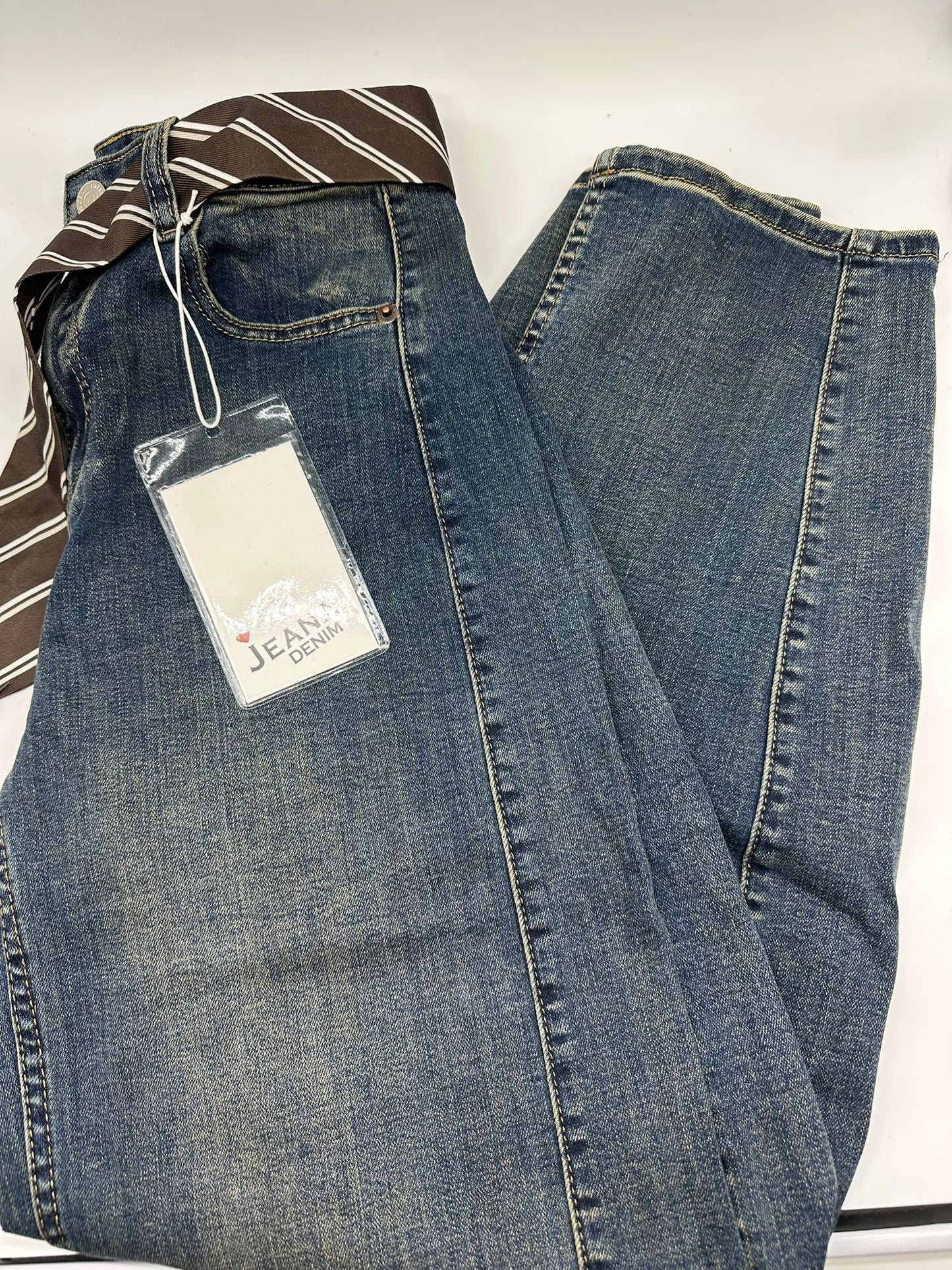 Jeans Cravatta - Denim Elegante con Cintura a Cravatta a Righe