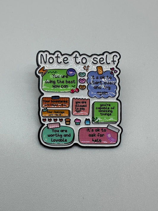 Spilla Smaltata "Note to Self" – Pin Motivazionale con Frasi Positive