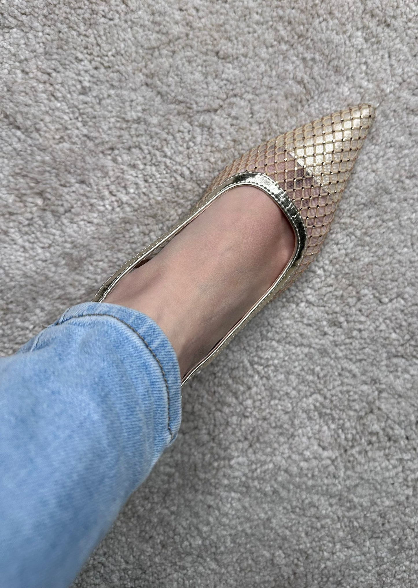 Décolleté Slingback in Mesh Dorato con Strass – Punta Affusolata