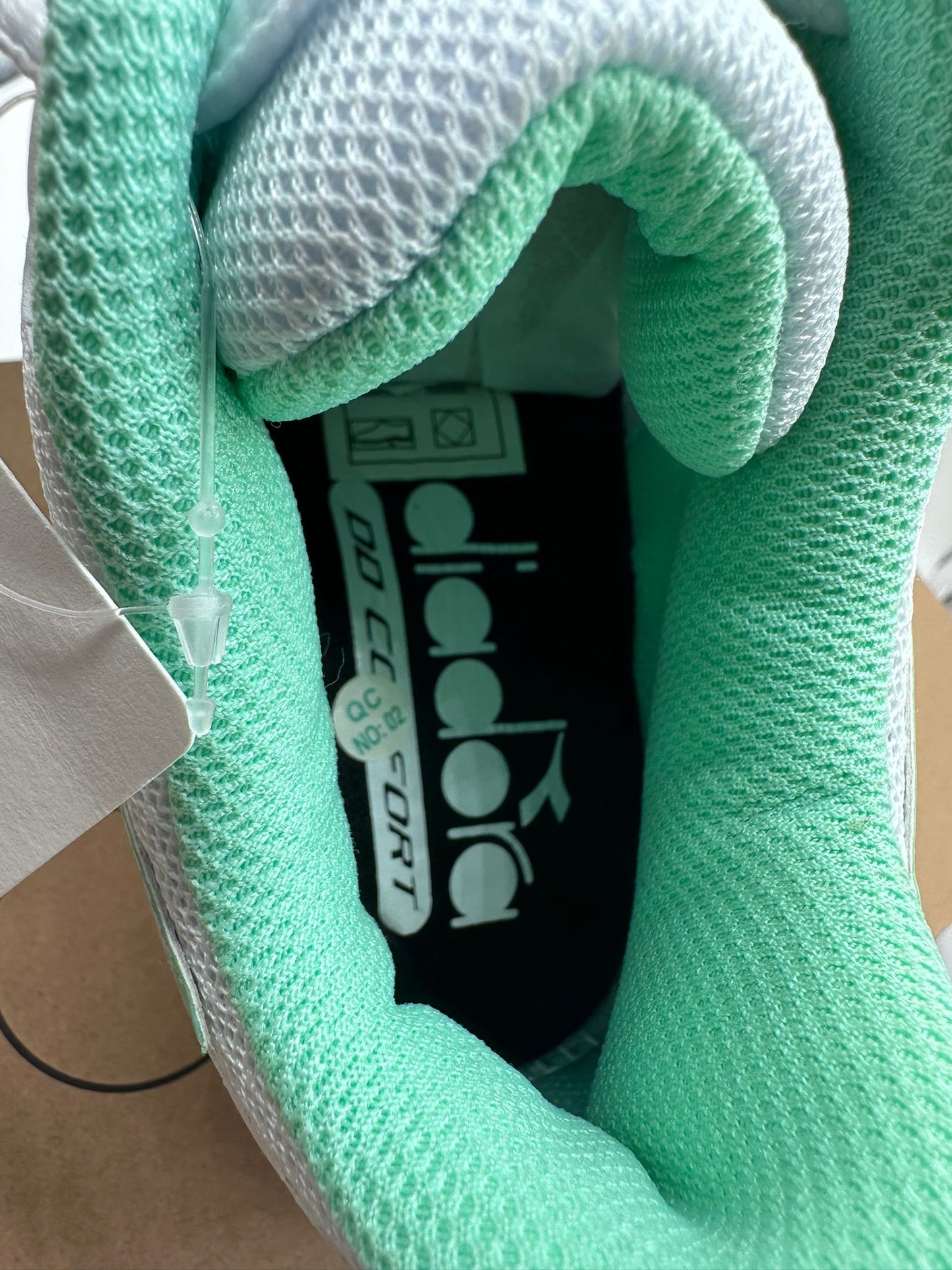 Sneaker Diadora Donna Bianche Mint – Running Leggera