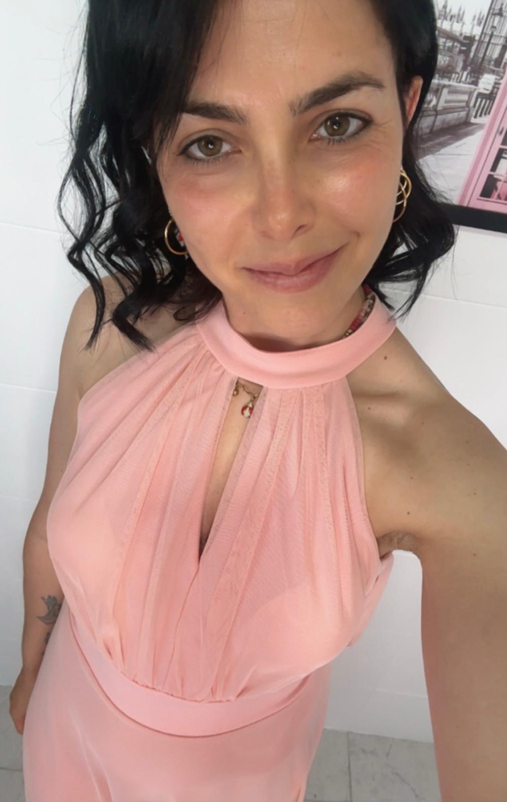 Abito Lungo Rosa Cipria con Collo all'Americana – Drappeggio e Cut-Out | Cerimonia e Occasioni Speciali
