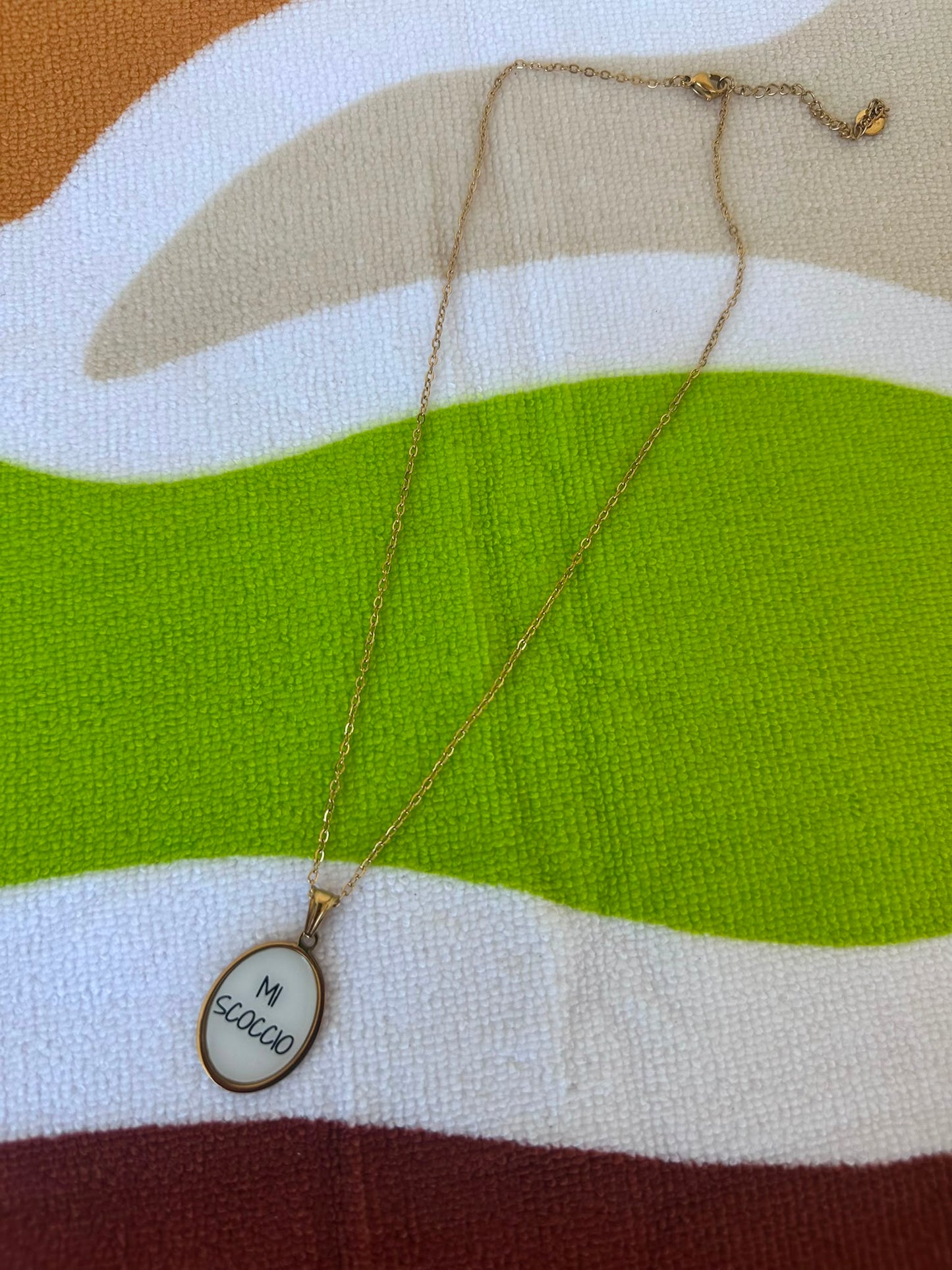 Collana "Mi Scoccio" in Acciaio Inossidabile Gold | Ciondolo Ovale