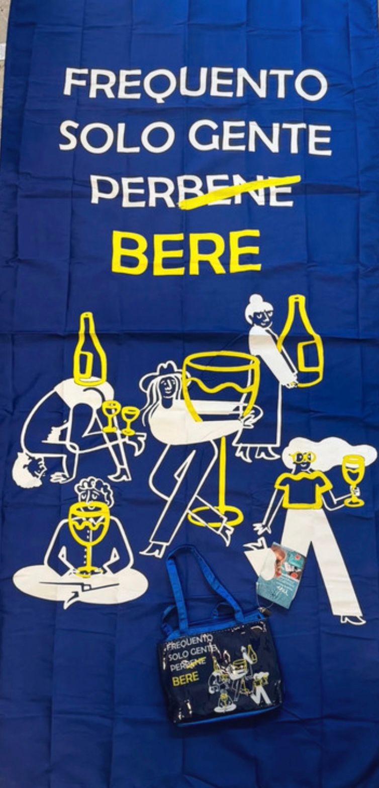 Borsa Termica con Telo Mare 90x170 – Frequento Solo Gente da Bere
