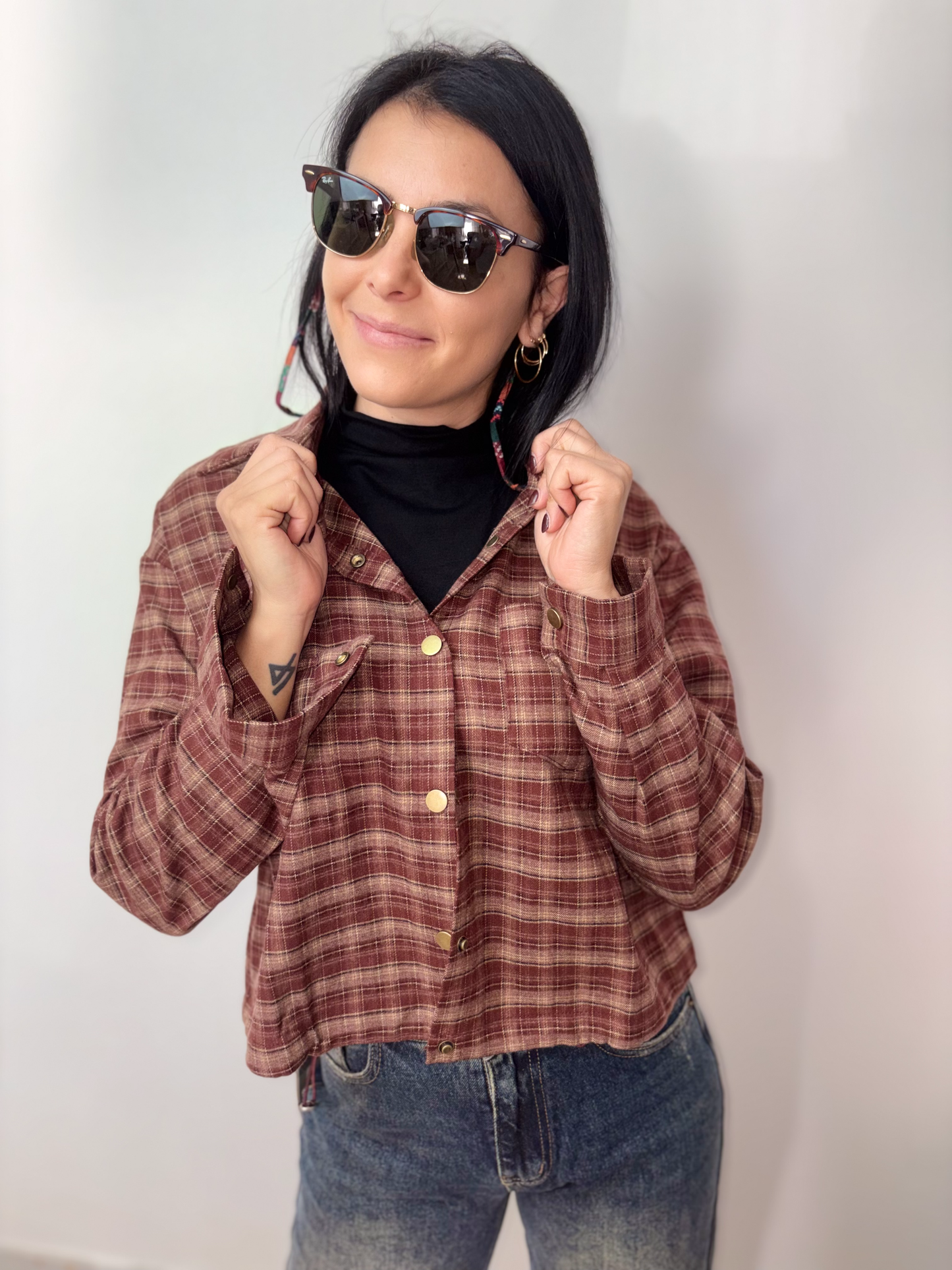 Camicia Corta a Quadri - Stile Grunge Moderno
