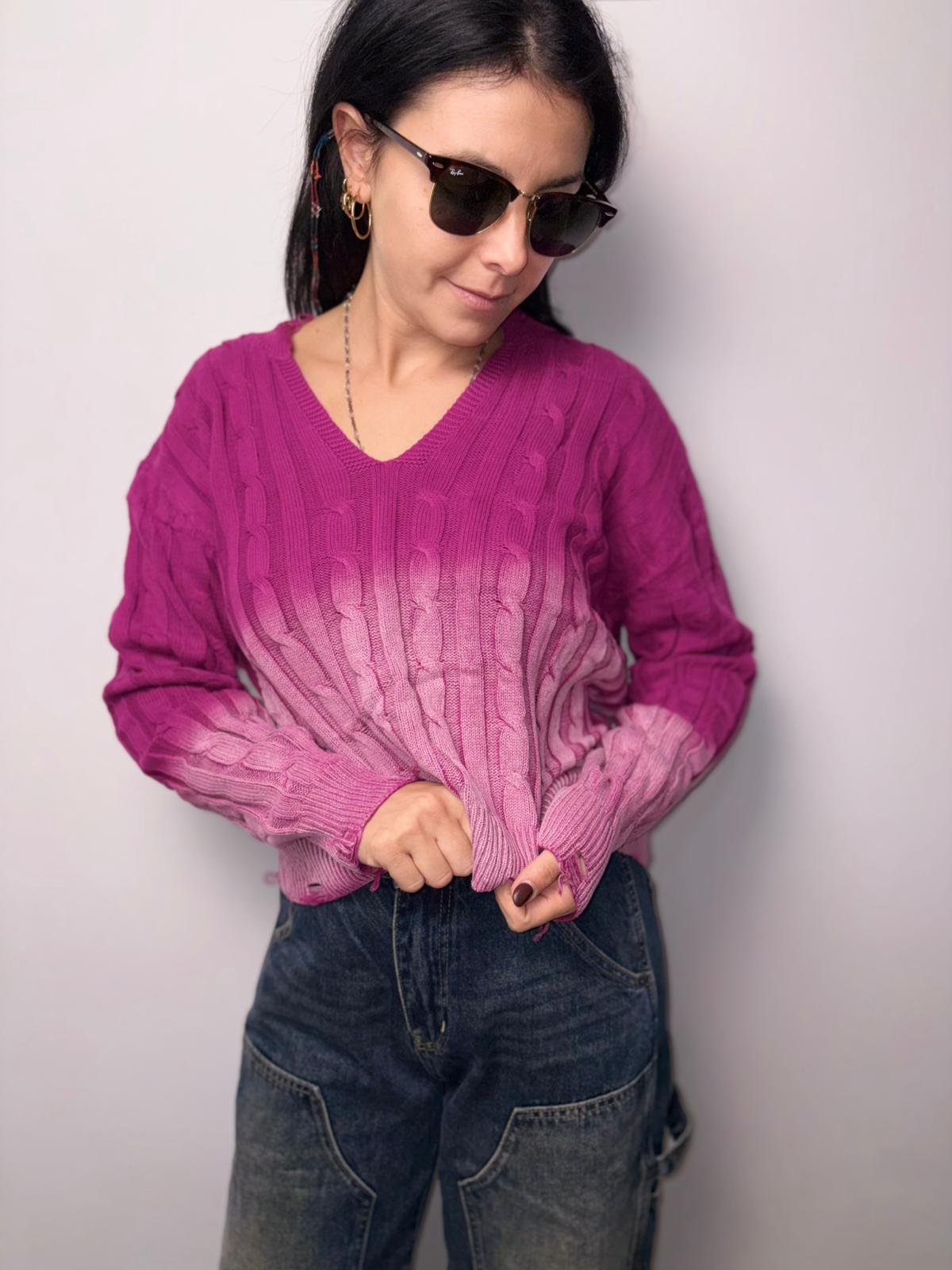 "Maglione a Trecce Effetto Sfumato - Stile Distressed Casual"