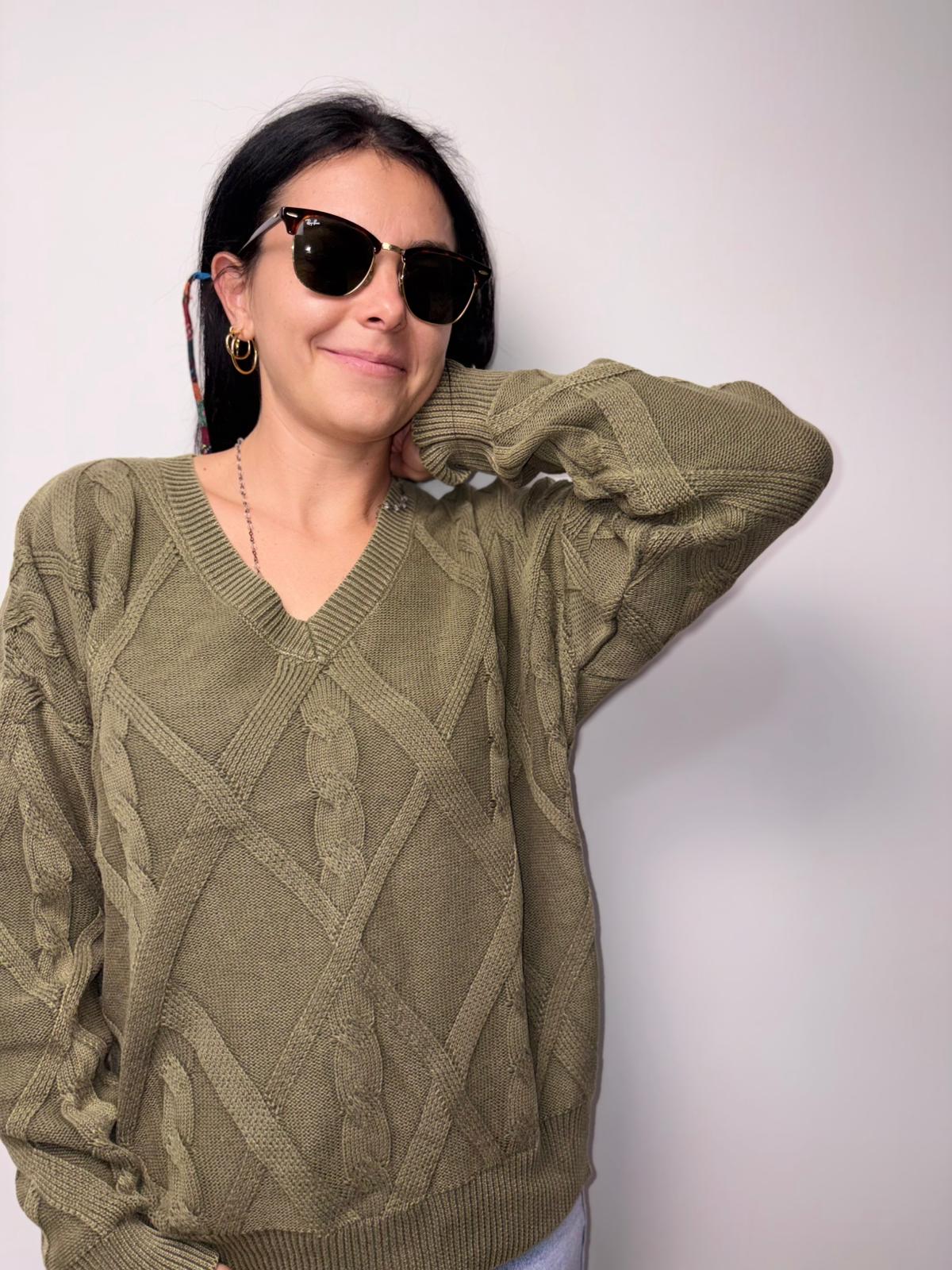 "Maglione Donna a Trecce Sfumato - Stile Vintage Distressed"