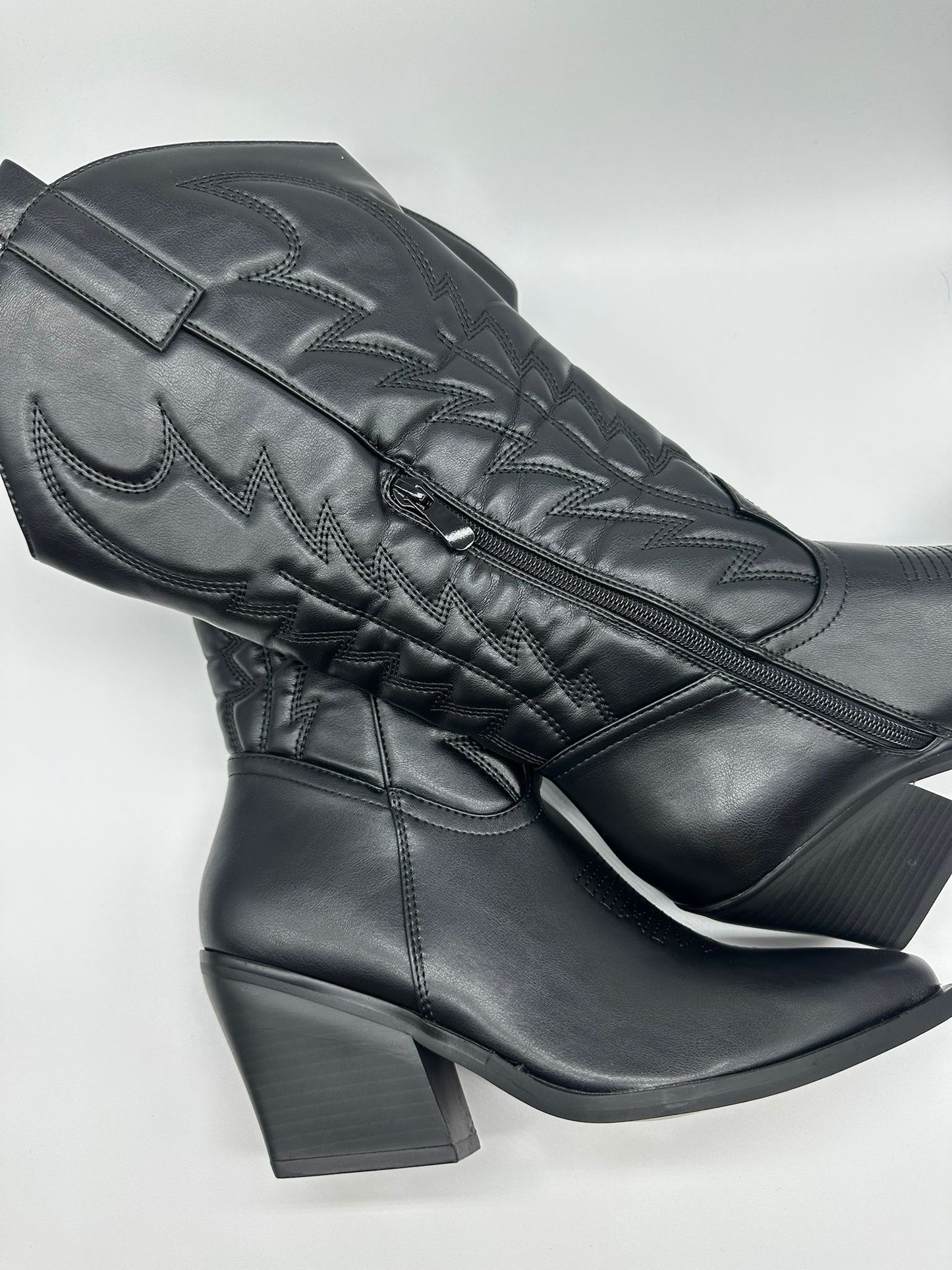 Stivali Texani Donna Neri in Ecopelle con Ricami Western e Tacco