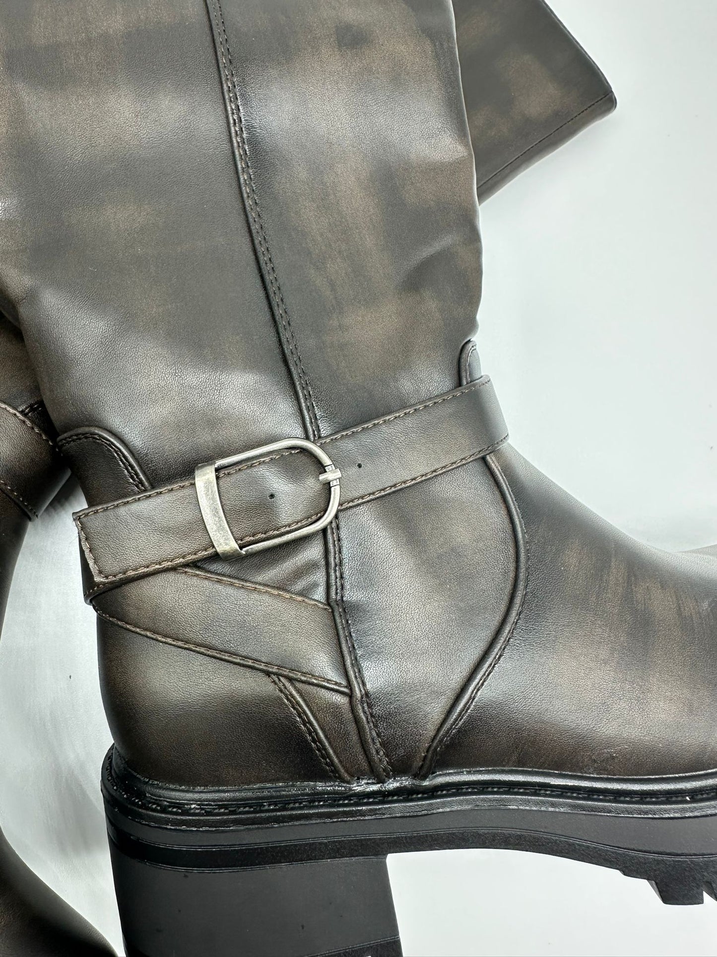 Stivali Biker Donna Neri in Ecopelle con Fibbia e Suola Carrarmato