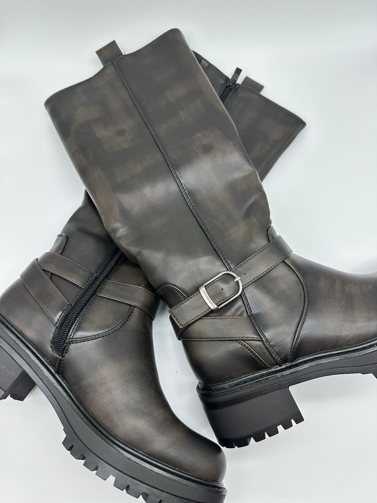 Stivali Biker Donna Neri in Ecopelle con Fibbia e Suola Carrarmato