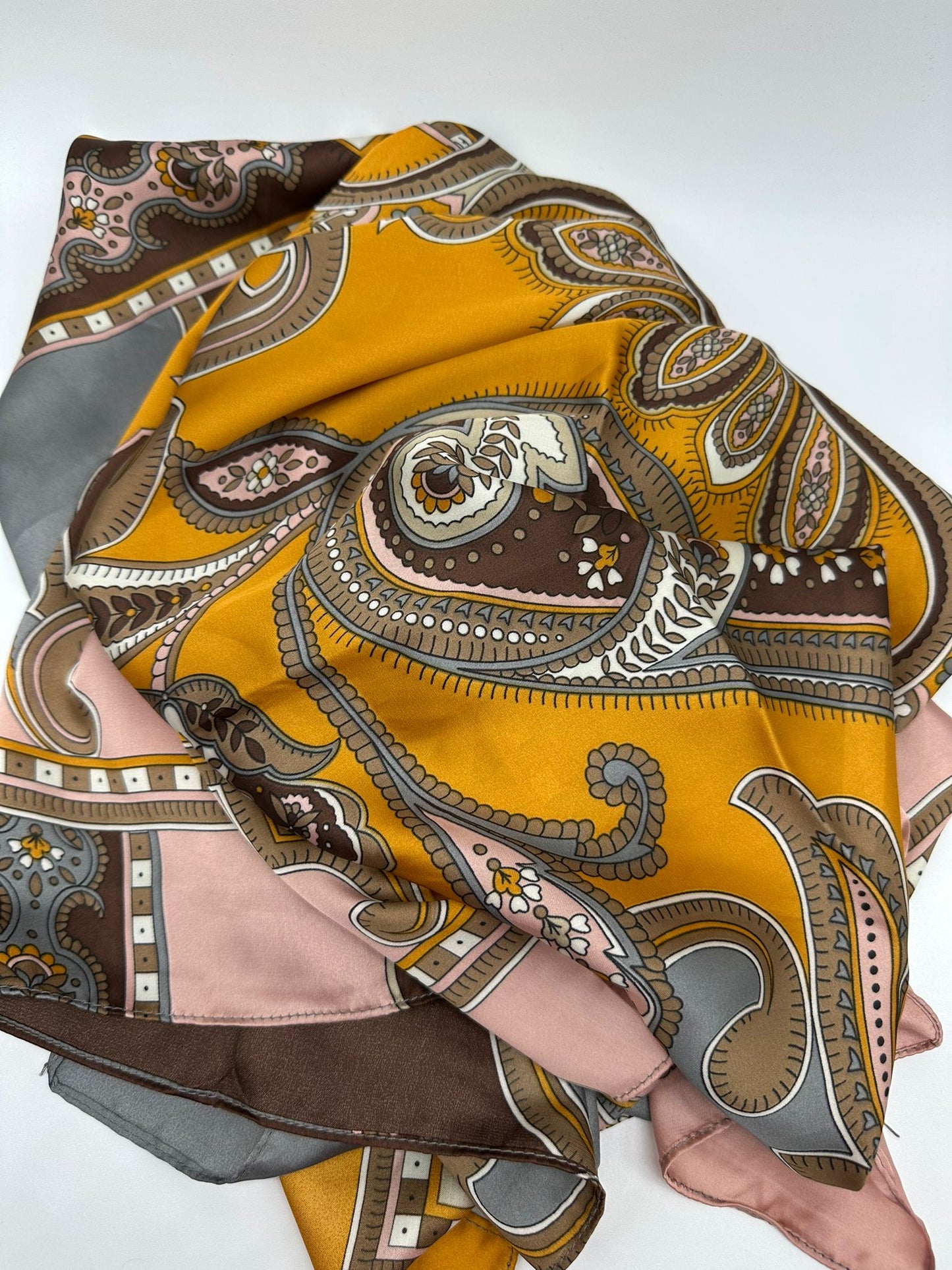 Foulard Seta 100% Quadrato 100x100cm - Stampe Artistiche