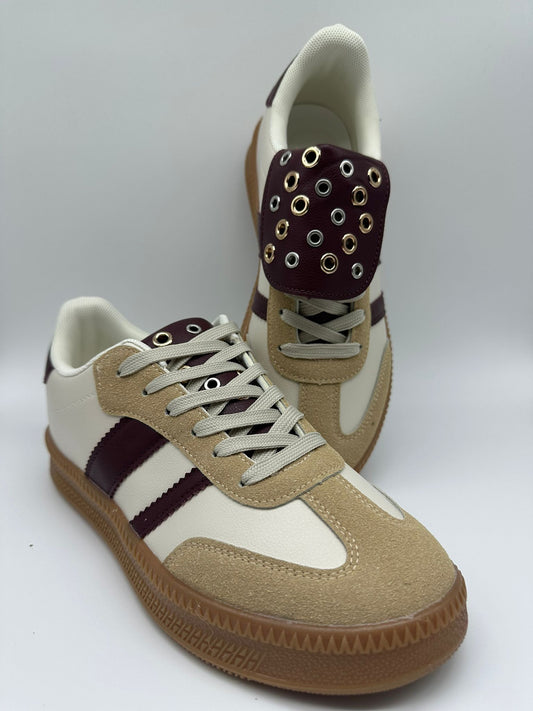 WINE - Sneakers Sportive Donna Beige e Bordeaux con Strisce e Borchie