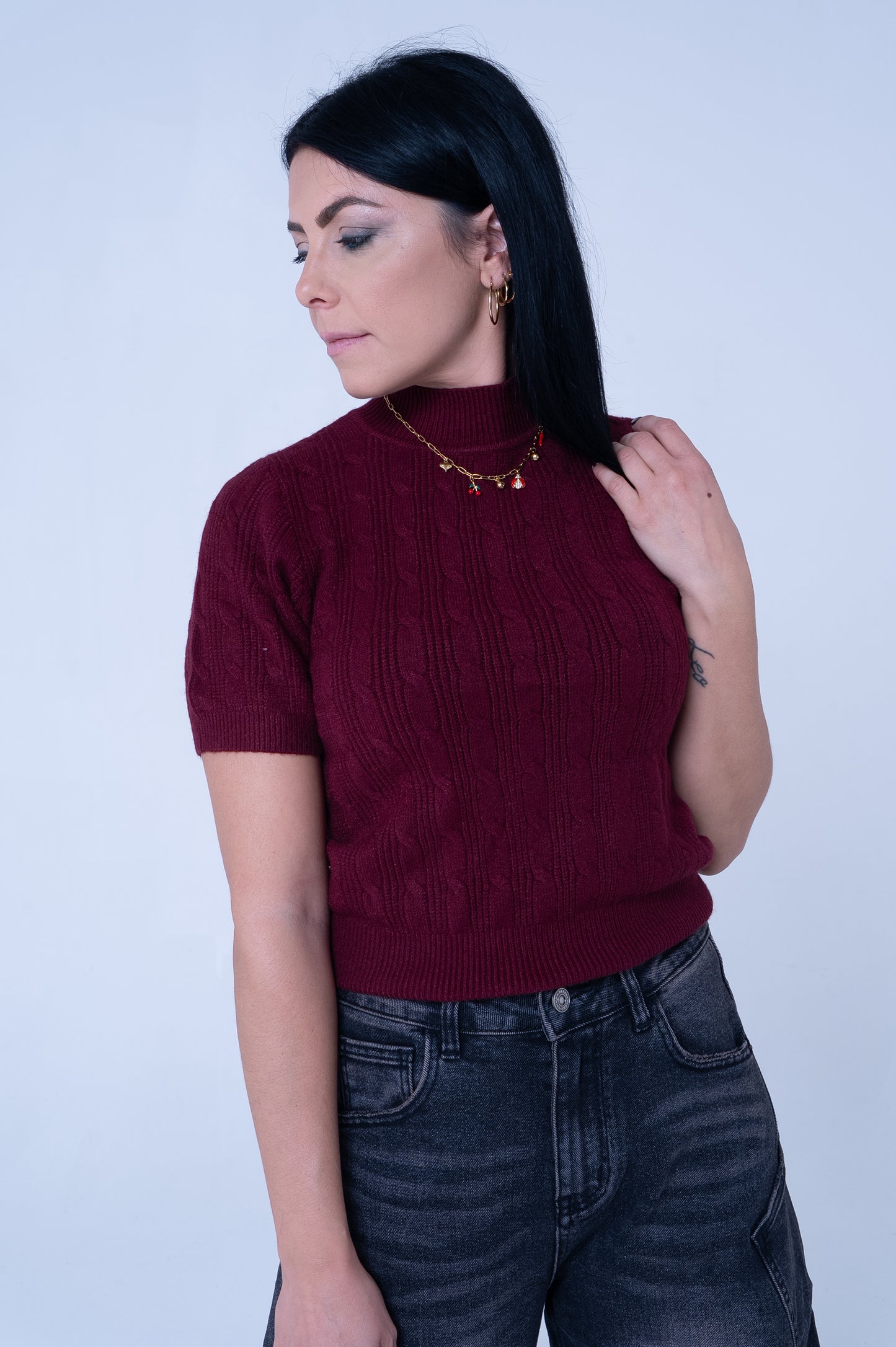 Maglia a Collo Alto Bordeaux - Eleganza Raffinata