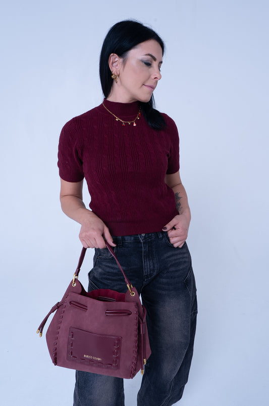 Maglia a Collo Alto Bordeaux - Eleganza Raffinata