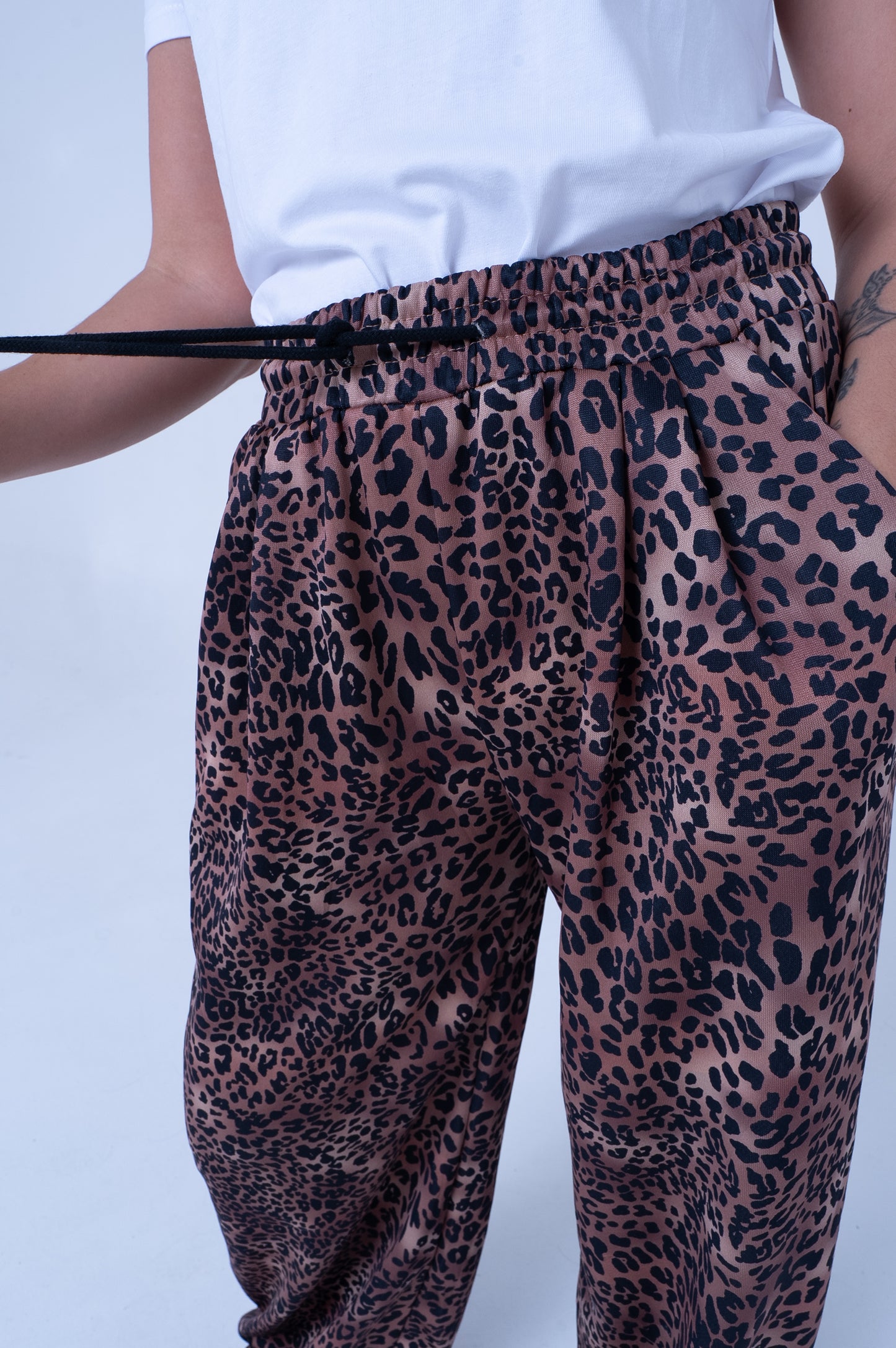 Pantaloni Larghi Leopardati - Stile Casual Trendy