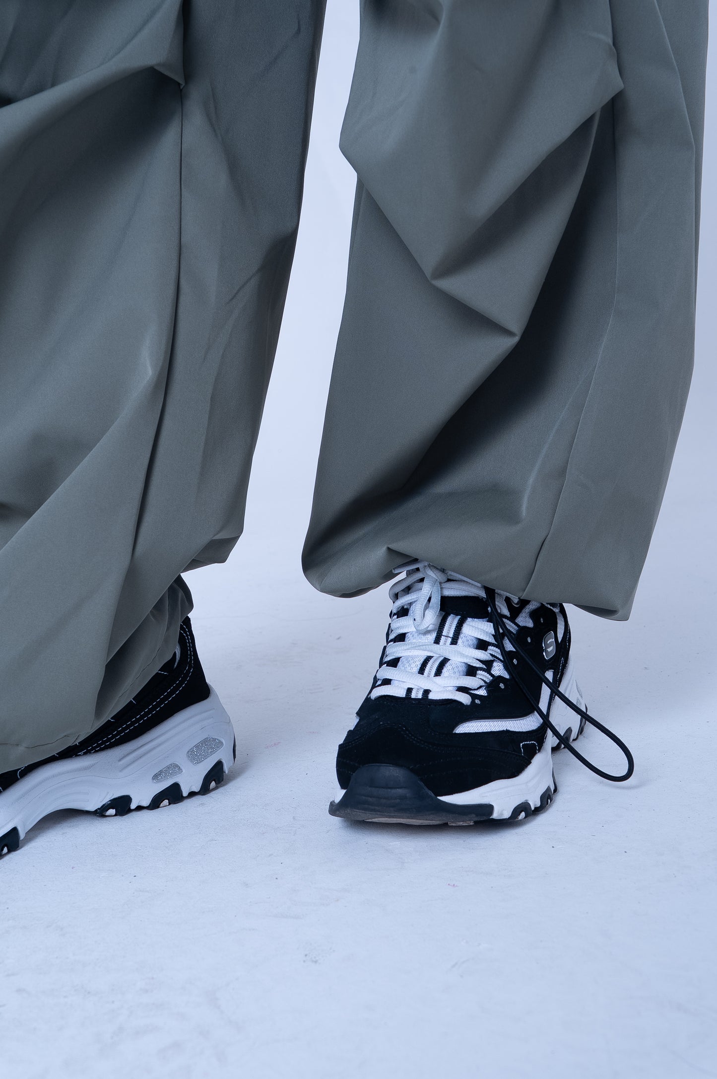 Pantaloni Cargo Verdi Oversize con Tasche